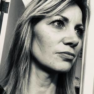 Meet your Posher, Caroline